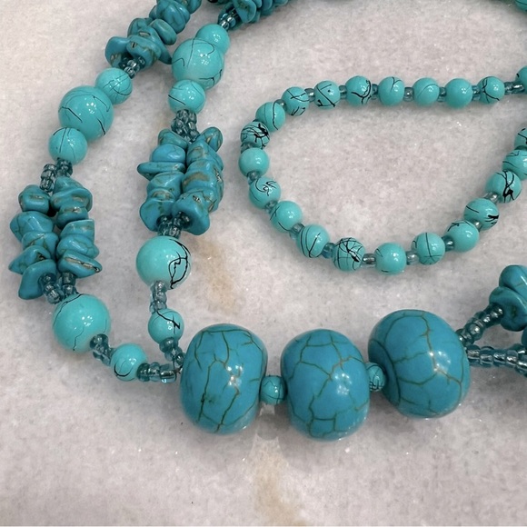 Blue Howlite Tassel Necklace - Picture 4 of 5